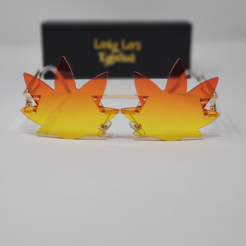 Leaf-Shaped Gradient Sunglasses